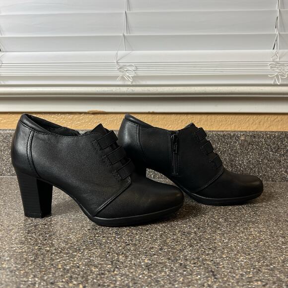 Clarks Collection Shoe Comfort Block Heel Womens 6.5M Black Leather Classic Pump - Picture 3 of 10